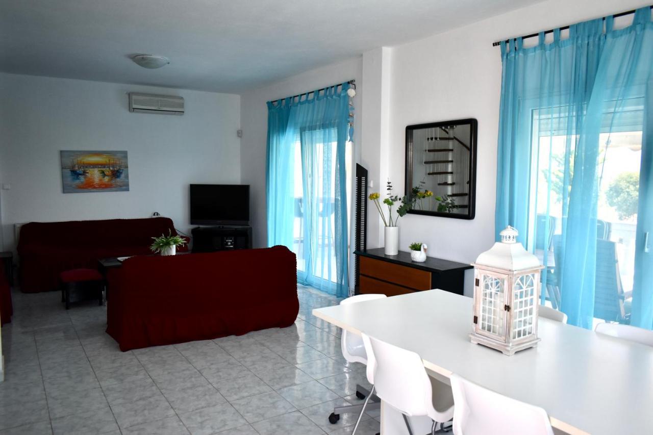 Villa Vave Nea Iraklia Buitenkant foto