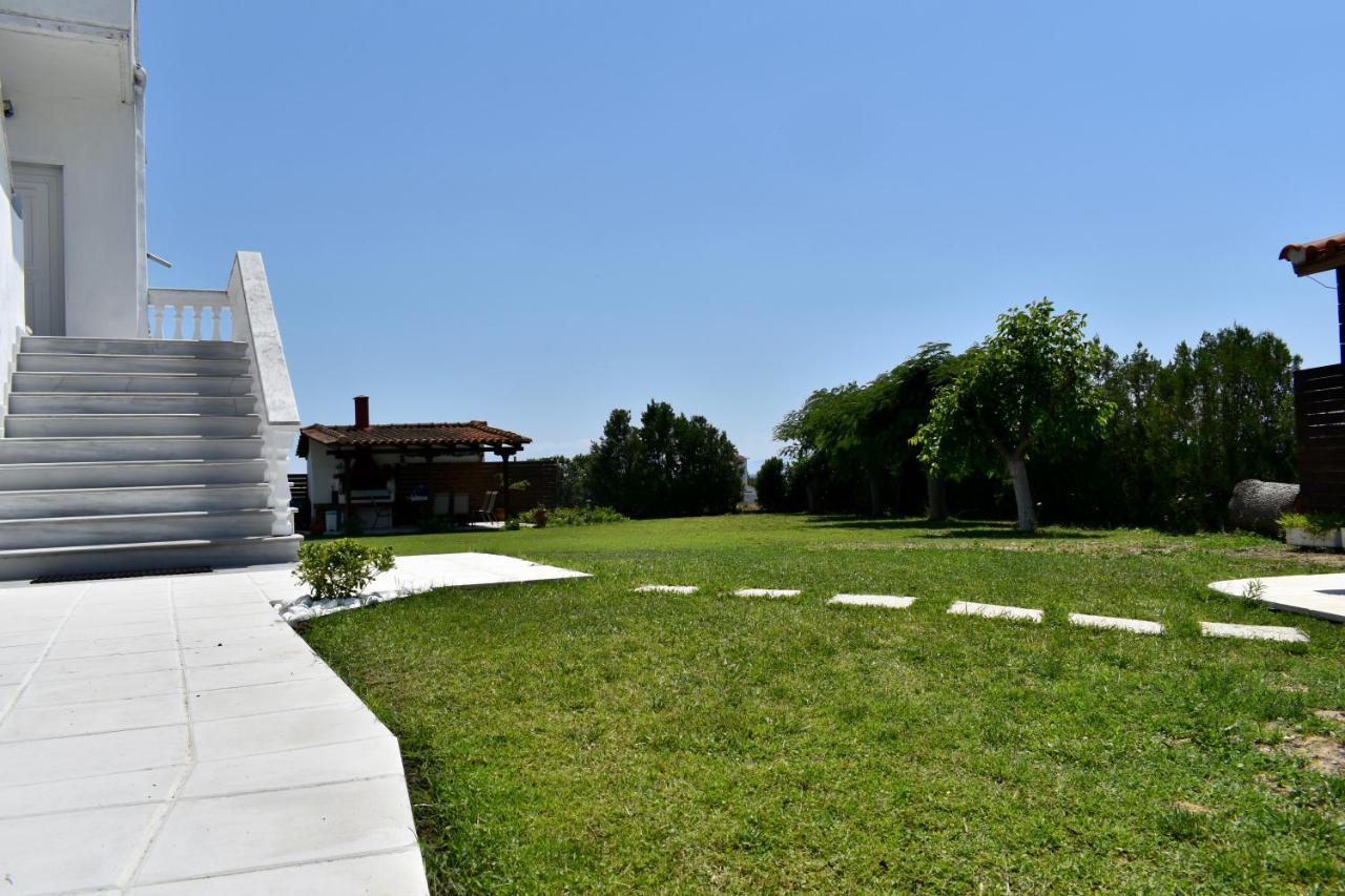 Villa Vave Nea Iraklia Buitenkant foto